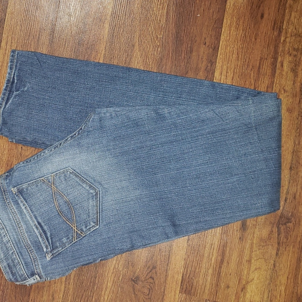 Abercrombie - Picture 2 of 3